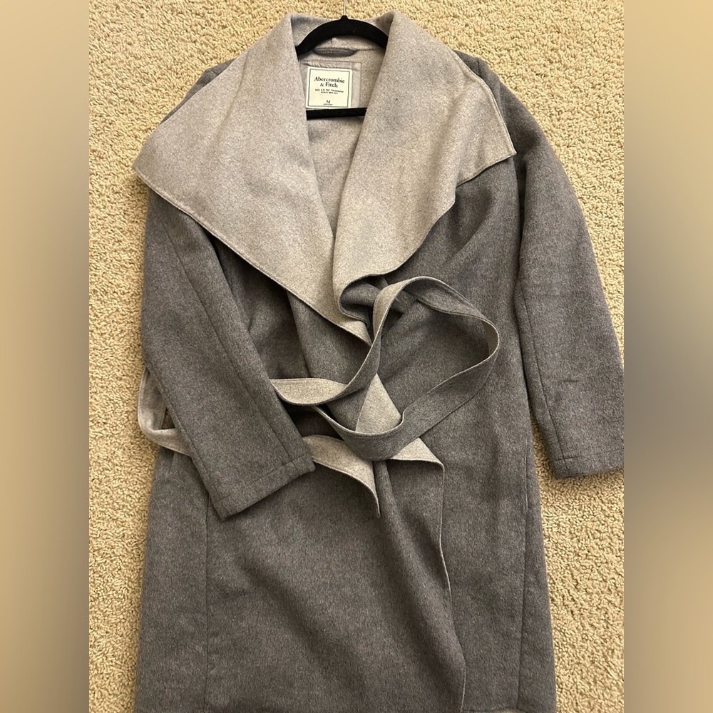 Abercrombie and Fitch Gray Wool blended belted coat